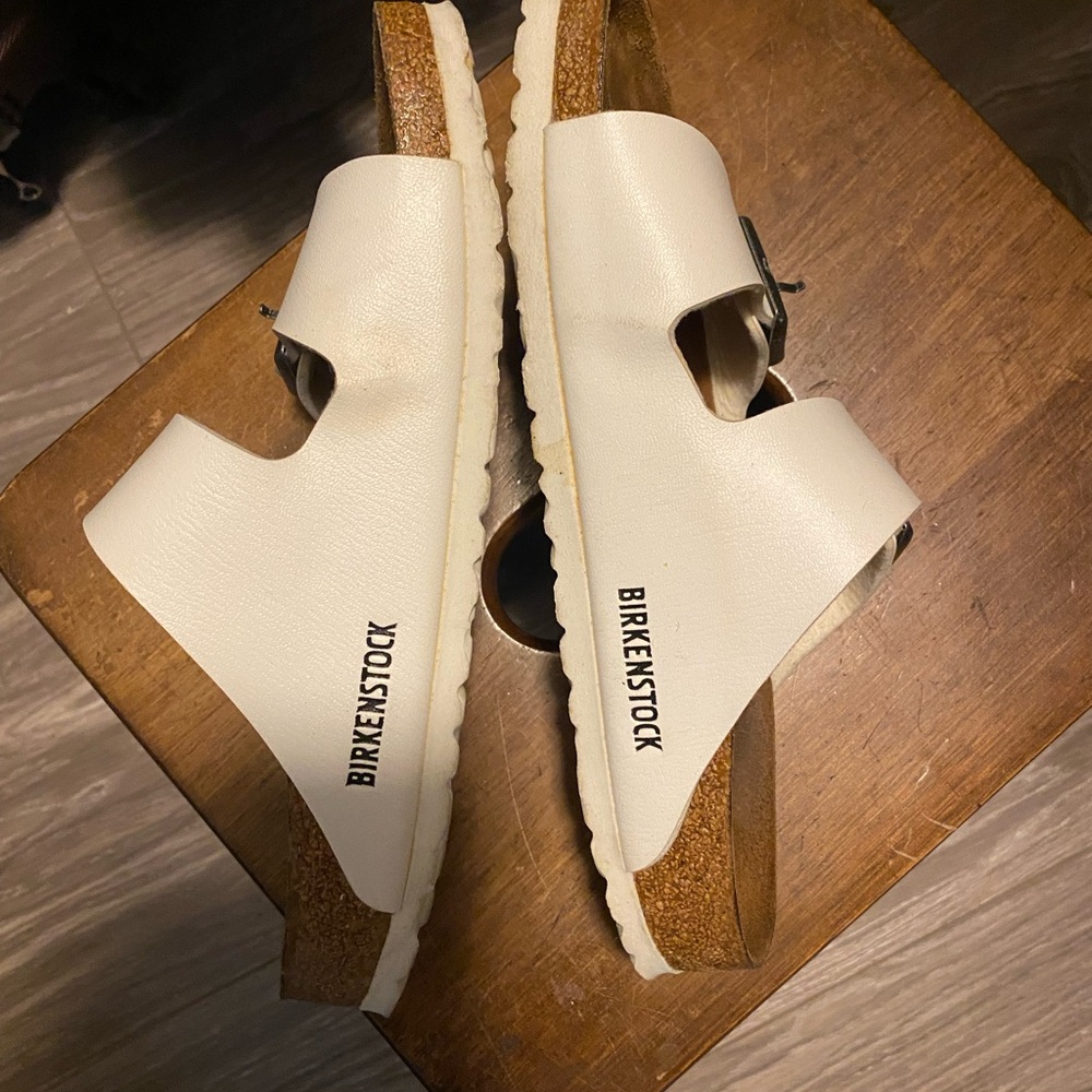 Birkenstock Cream Sandals